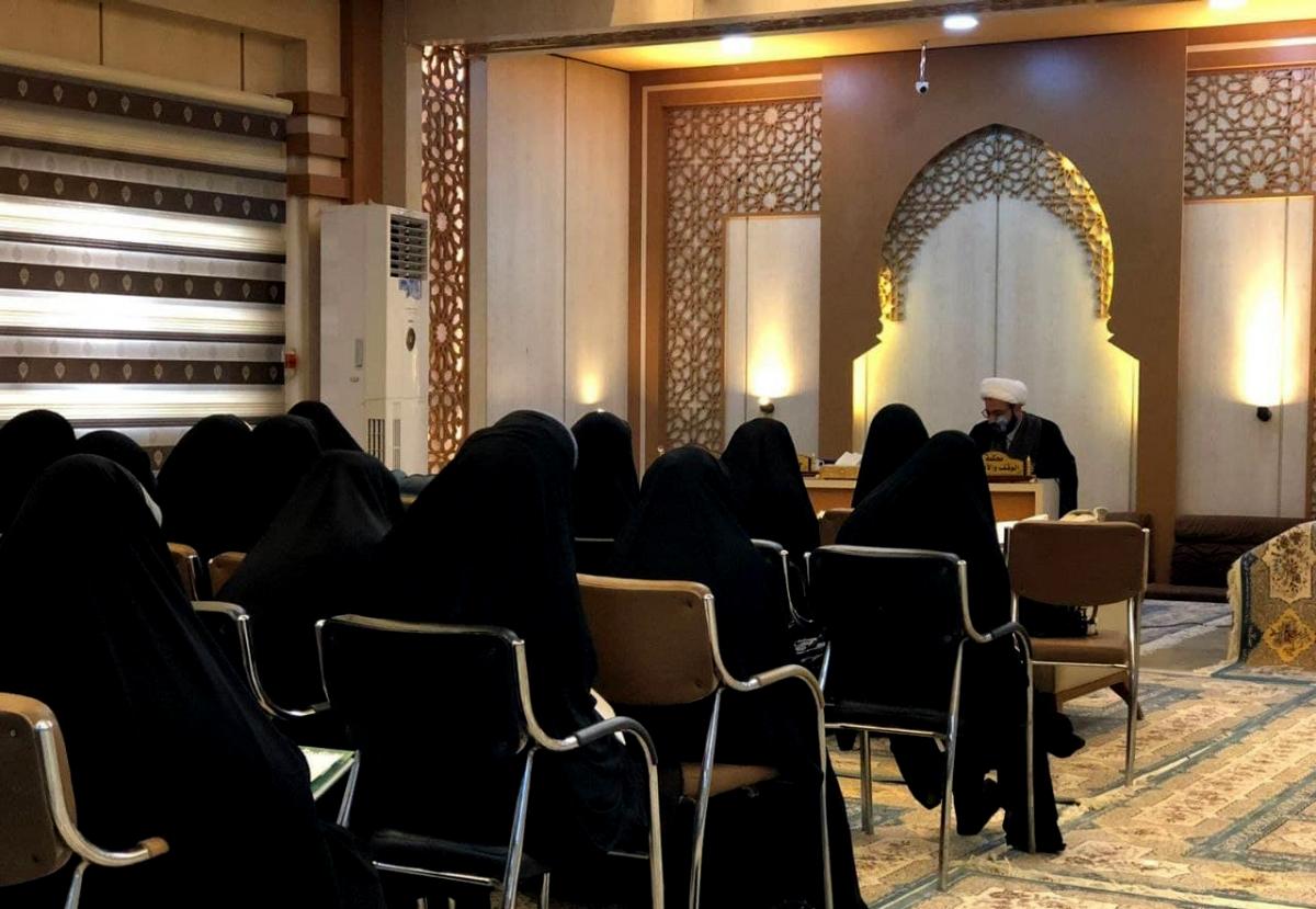 إفتتاح دورة نسويّة قرآنيّة متخصّصة بأحكام الوقف والابتداء في النجف
