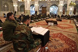 العراق: محفل قرآني لمقاتلي الحشد الشعبي في رحاب الصحن الكاظمي