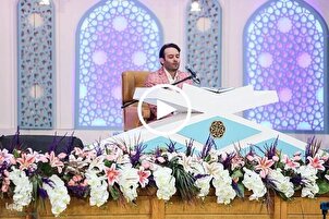 شاهد...تلاوة القارئ "حامد ولي زادة" في نهائيات مسابقات إیران الدولية للقرآن