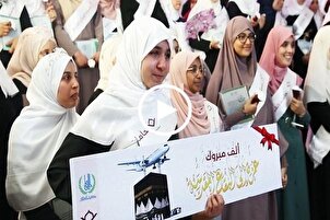 بالفيديو...معلمة جزائرية تبتكر طريقة مميزة لتسهيل حفظ القرآن