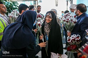 Hajj 2022: First Group of Iranian Pilgrims Back Home