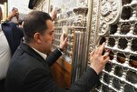 Iraqi PM Visits Kadhimiya Shrines after Election Victory
