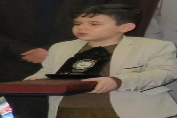 حافظ خردسال اردبیلی؛ تنها حافظ کل خردسال روشندل در سطح کشور