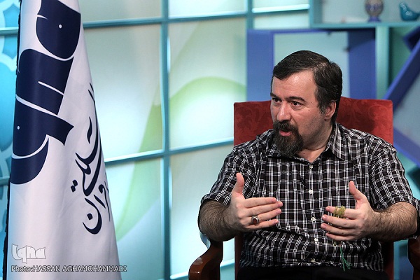 تأملی در باب دانشگاه ایرانی: مدیریت مکانیکی و مدیریت ارگانیک