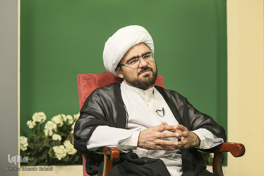 حضور بیش از ۷۰ هزار مددجوی کمیته امداد در پیاده‌روی اربعین