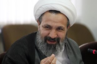 بُعد عبادی اربعین برای مردم تبیین شود