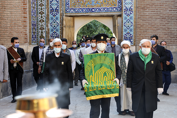 مجموعه جهانی شیخ صفی&zwnj;الدین اردبیلی معطر به بوی پرچم بارگاه رضوی شد