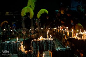 ما شام غریبان، ما دیده گریان داریم...