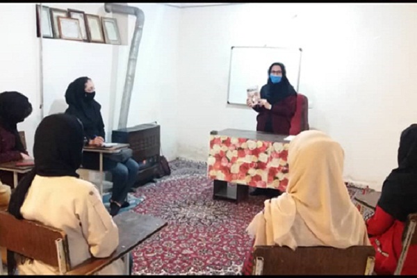 برگزاری ویژه برنامه «شنبههای با کتاب» در اردبیل برگزاری ویژه برنامه «شنبههای با کتاب» در اردبیل