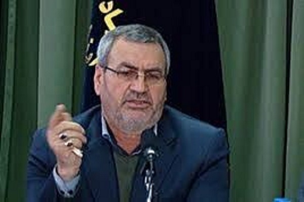 رضازاده// درس آشنایی با دفاع مقدس در دانشگاه&zwnj;ها تخصصی&zwnj;تر ارائه شود