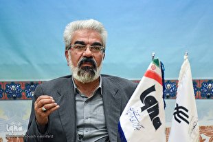 «تقوا» مکانیزم خروج از مثلث بدبختی است