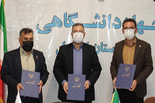 رضازاده// انعقاد قرارداد برگزاری رویداد استارتاپی صنایع خلاق در اردبیل