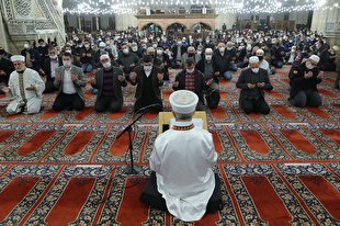 بزرگداشت سالروز ولادت رسول(ص) در مساجد استانبول + عکس