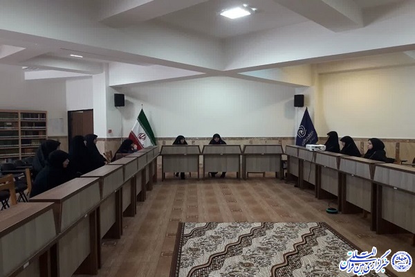 نشست هم اندیشی اساتید حوزه