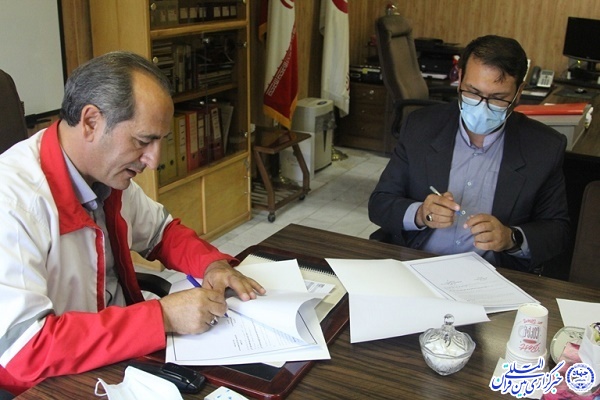 عزت اله ضربی مدیرعامل جمعیت هلال احمر اردبیل