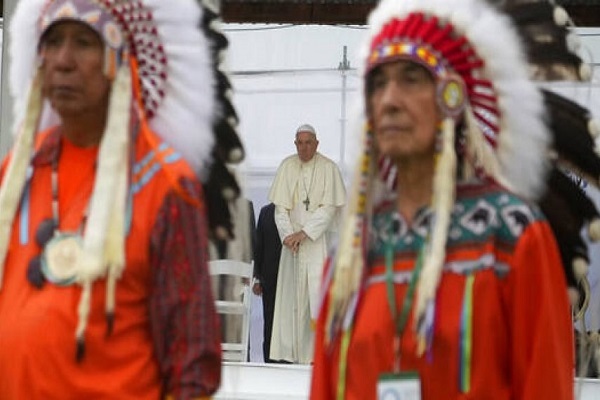 عذرخواهی پاپ از جنایات مدارس کاتولیک علیه بومیان کانادا