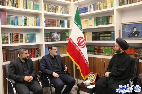 دیدار قاضی زاده هاشمی معاون رئیس جمهور با امام جمعه اردبیل