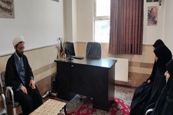 رسول خواسته مدیر حوزه بانوان طلاب اردبیل