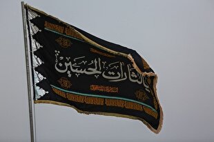 آیین تعویض پرچم گنبد مسجد جمکران برگزار شد + عکس