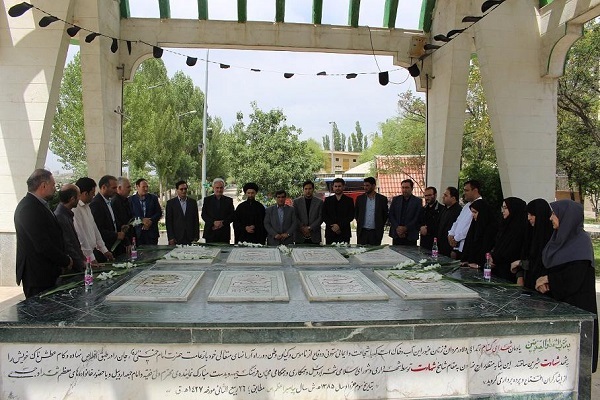 تجدید پیمان با شهدا