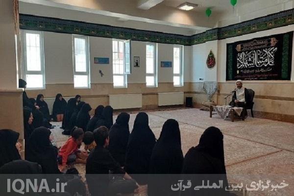 دیدار مدیر حوزه‌های علمیه خواهران کشور با طلاب مدرسه علمیه الزهرا اردبیل