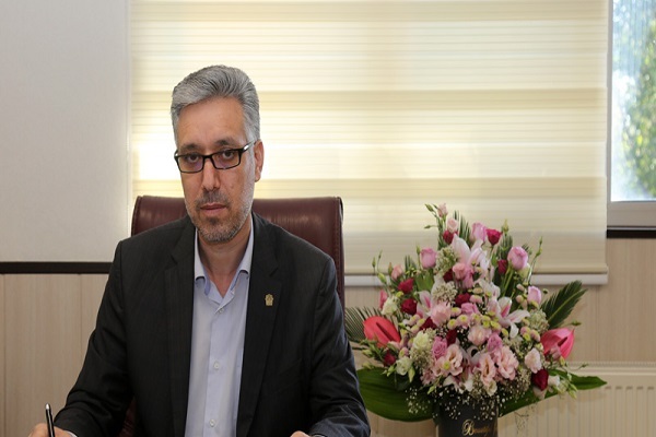 اسماعیب چمنی رییس دانشگاه محقق اردبیلی