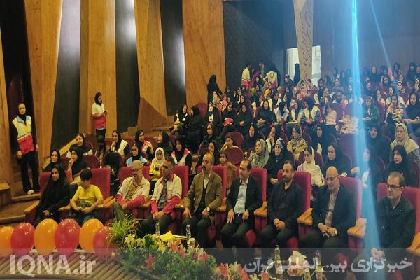 جشن هلال احمری‌ها در اردبیل