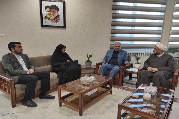 دیدار مدیرکل کتابخانه عمومی استان با مدیرکل اوقاف و امور خیریه