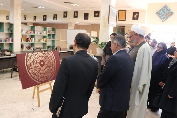 نمایشگاه «خط نگاره‌های من»