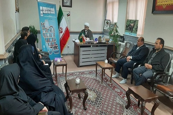 دیدار کتابداران کتابخانه‌های عمومی نمین با امام جمعه این شهرستان
