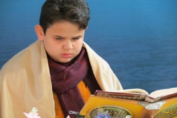 امیرهادی بایرامی دانش‌آموز حافظ روشندل استان اردبیل