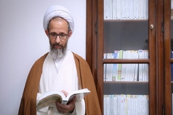 علوم انسانی مدیون تلاش‌های آیت‌الله مصباح است