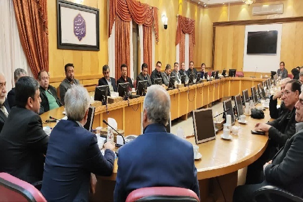 نشست استاندار اردبیل با اعضای شورای علمی دانشنامه تاریخی استان نشست استاندار اردبیل با اعضای شورای علمی دانشنامه تاریخی استان