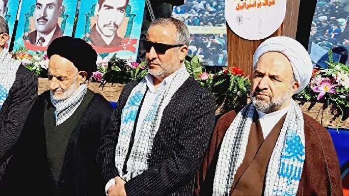 حضور مردم زمینه‌ساز ظهور و وحدت ملی است