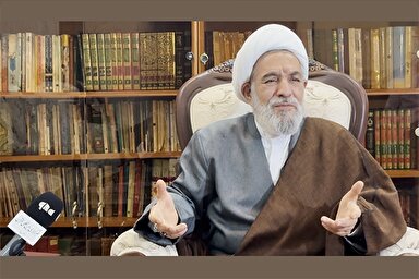 فیلم | دلایل عقلی و نقلی وجود حضرت ولیعصر(عج) در کتاب «نوائب الدهور»