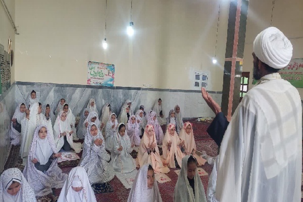 ارسالی/برگزاری جشن روزه اولی‌ها در امامزاده سید ابراهیم (ع) شهر لاهرود