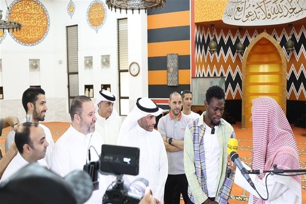 تشرف به اسلام «آرسن زولا» در کویت + فیلم