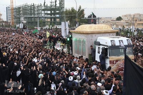 حضور پرشور طلاب غیر ایرانی در تشییع شهید جمهور + عکس