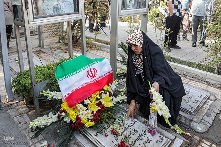 مراسم سراسری مهمانی لاله‌ها