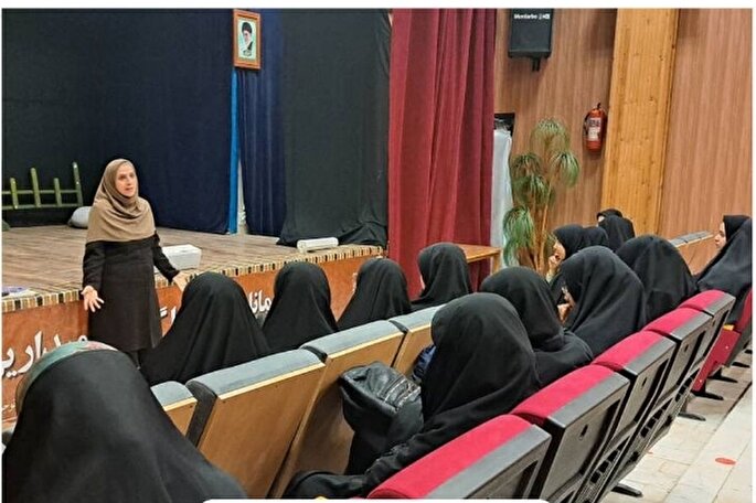 برگزاری دوره آموزش قصه‌گویی ویژه دانشجومعلمان پردیس اردبیل
