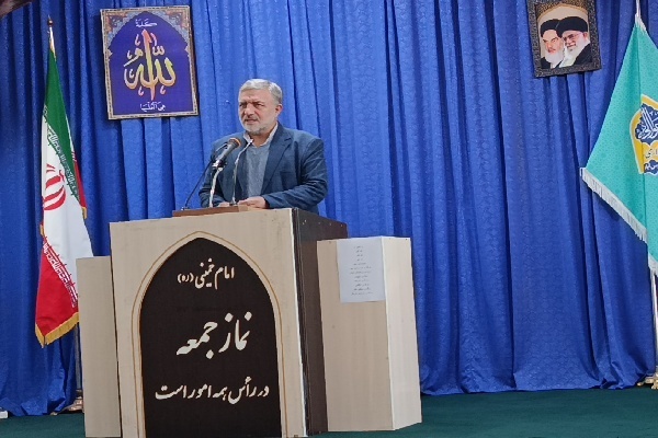 جابر ایزدپناه، مدیر دارالقرآن الکریم شهرستان پارس‌آباد و مربی و داور مسابقات قرآنی،