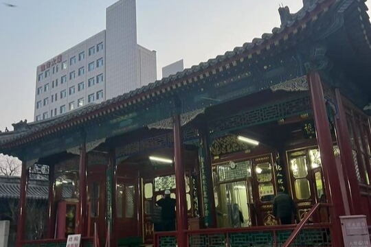 تلفیق معنویت و مهمان‌نوازی در مراسم افطاری مسجد چینی