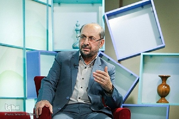 قدرتمندان زورگو مبتلا به تازیانه عذاب الهی می‌شوند