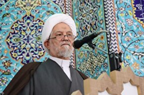 علی(ع) معیار حق و الگوی کامل انسان الهی است