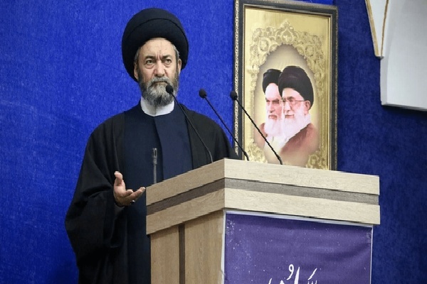 آیت الله سید حسن عاملی،  نماینده ولی فقیه در استان و امام جمعه اردبیل