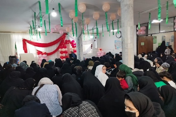 تربیت مبتنی بر آموزه‌های دینی به تضعیف تهاجم فرهنگی می‌انجامد