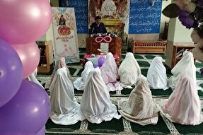 دهه کرامت پیوندی با تکریم دختران و جایگاه والای آنان در جامعه دارد
