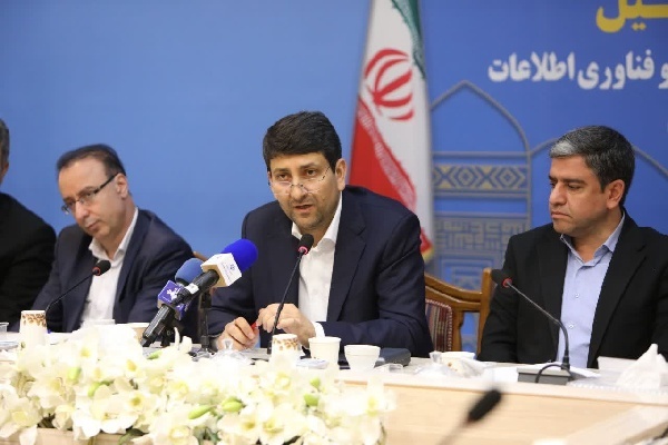 سید ستار هاشمی، وزیر ارتباطات و فناوری اطلاعات در شورای اداری