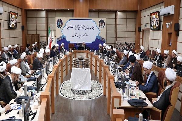 پیام مقام معظم رهبری؛ نقطه عطفی در تاریخ حوزه‌های علمیه