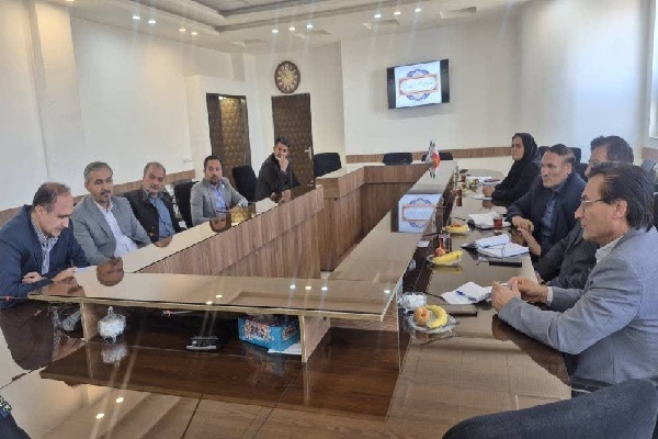 جلسه هم اندیشی برگزاری برنامه تقدیر از مفاخر قرآنی